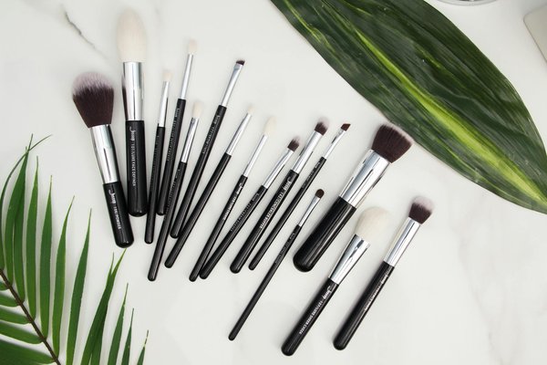 Quelle est la meilleure façon d'utiliser l'argile rose pour une peau sensible ?